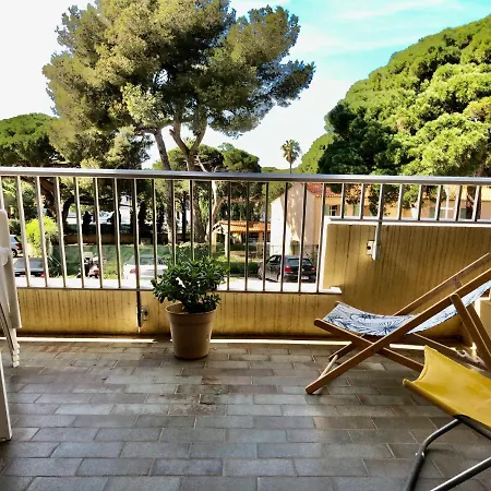 Apartment Plages-portdehyeres-4voyageurs-terrasse